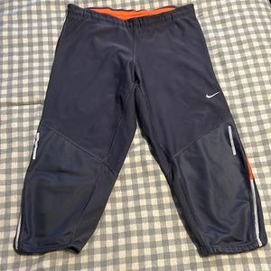 Nike dri fit capris